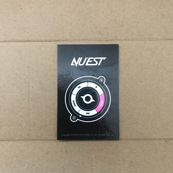 NU’EST OFFICIAL BAEKHO PHOTO CARD 1st Album - Picture 2 of 4